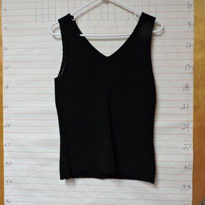 AUGUST SILK KNITS  v neck sleeveless sweater, sz M